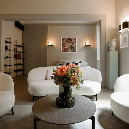 2 Min Duomo - Chic Novella - Parcheggio Apartmán *