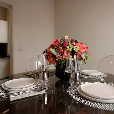 2 Min Duomo - Chic Novella - Parcheggio Apartmán