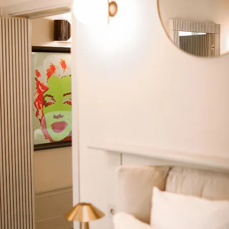 2 Min Duomo - Chic Novella - Parcheggio Apartmán *