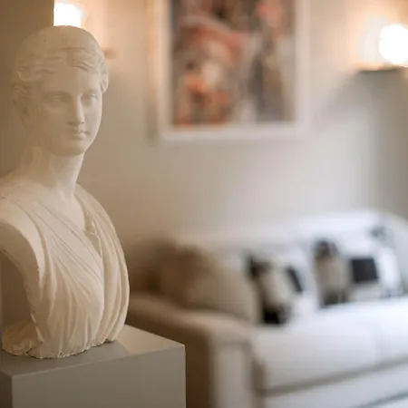 2 Min Duomo - Chic Novella - Parcheggio Apartmán *