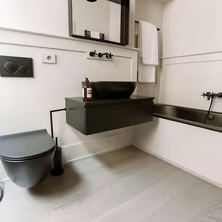 2 Min Duomo - Chic Novella - Parcheggio Apartmán *