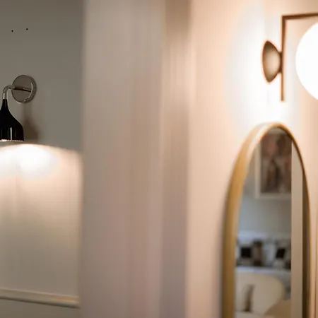 2 Min Duomo - Chic Novella - Parcheggio Appartamento